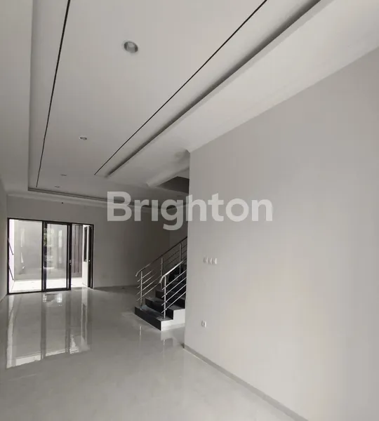 image RUMAH SIAP HUNI AREA DHARMAHUSADA, 2 MENIT DARI GALAXY MALL SURABAYA TIMUR (3)