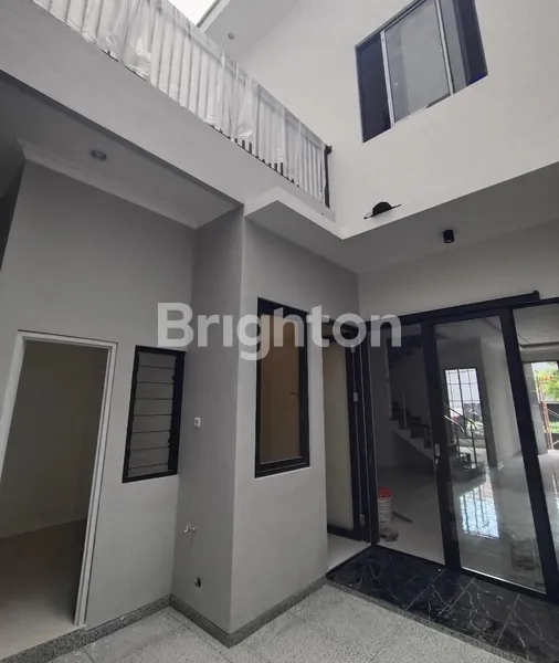image RUMAH SIAP HUNI AREA DHARMAHUSADA, 2 MENIT DARI GALAXY MALL SURABAYA TIMUR (8)