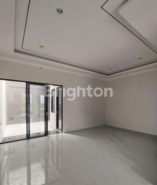 image RUMAH 2 LANTAI DHARMAHUSADA INDAH, HANYA 2 MENIT KE GALAXY MALL (4)