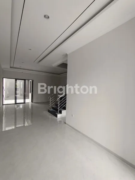 image NEW GRESS RUMAH DHARMAHUSADA 2 LANTAI DEKAT GALAXY MALL, RAYA MERR (3)