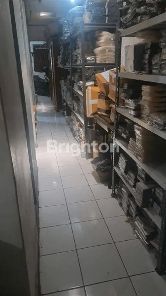 image RUMAH MINIMALIS BERADA DIKAWASAN TENGAH KOTA DEKAT MALL ISTANA PLAZA BANDUNG (2)