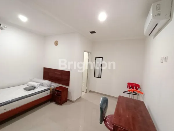 image JUAL SEGERA RUMAH KOS KOSAN 2 LT DI MARGONDA DEPOK.... CUAN BANGET DEH (2)
