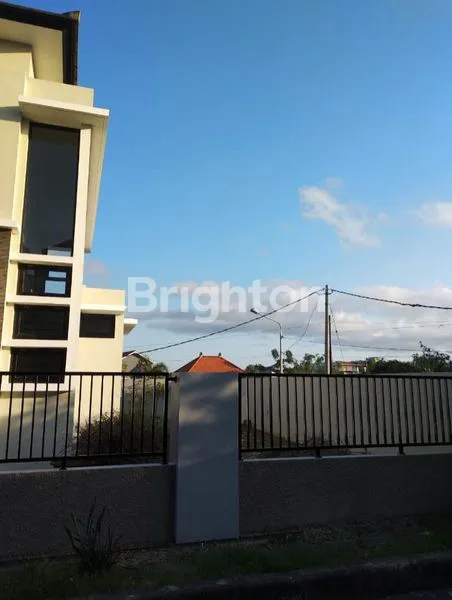 image RUMAH NUSA DUA (2)
