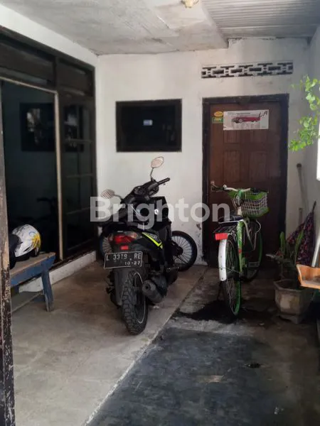 image RUMAH DI GUNUNG ANYAR KIDUL (3)