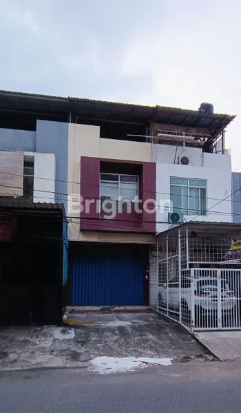 image RUKO 3 LANTAI STRATEGIS DEKAT PURI INDAH JAKBAR , COCOK UTK TINGGAL/ USAHA KOST2 AN BEBAS BANJIR  (2)