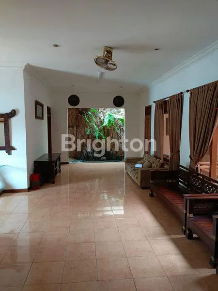 image RUMAH BAGUS STRATEGIS LUAS 400M² DI BENDA BARU PAMULANG TANGSEL (6)