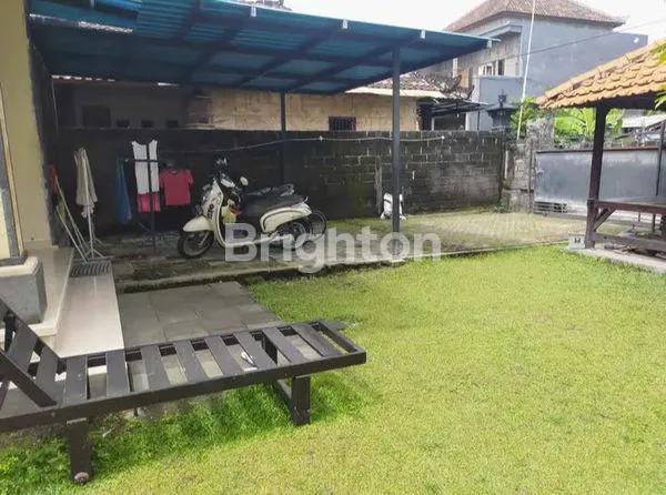 image RUMAH DI PEGUYANGAN DENPASAR UTARA (7)