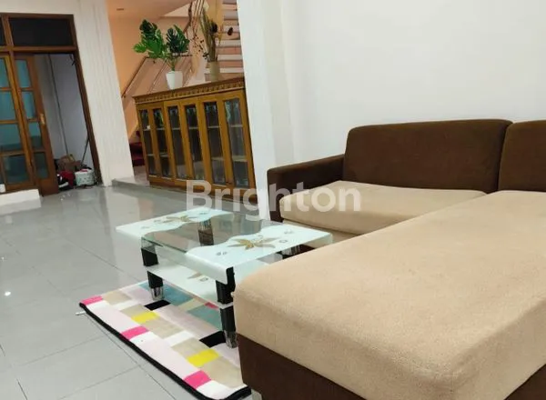 image WARU, REWWIN, RUMAH SIAP HUNI, 2 LANTAI NGANTONG, LEBAR BELAKANG, SURABAYA, SIDOARJO (2)