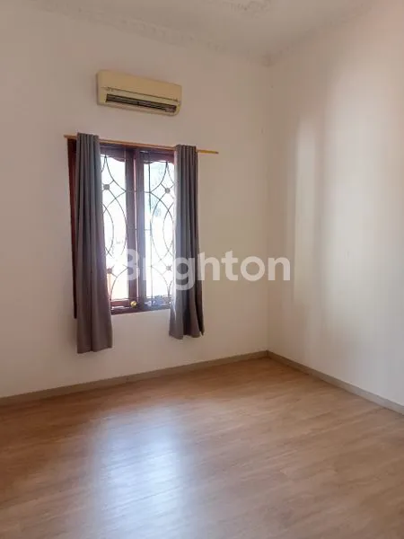 image RUMAH SIAP HUNI 2 LANTAI SUNTER (4)