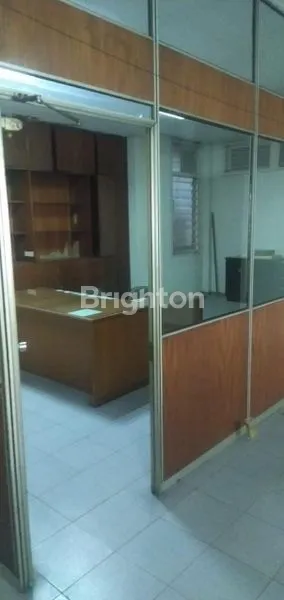 image GEDUNG FUTAN SIAP HUNI GLODOK (3)