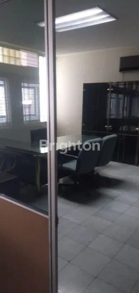 image GEDUNG FUTAN SIAP HUNI GLODOK (7)