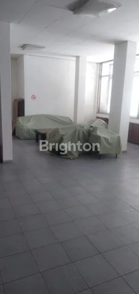 image GEDUNG FUTAN SIAP HUNI GLODOK (2)