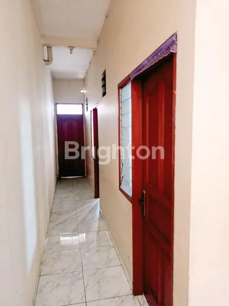 image RUMAH 2,5 LANTAI STRATEGIS JALAN ROW 2 MOBIL JELAMBAR, JAKARTA BARAT (3)