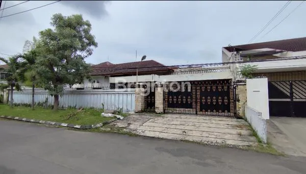 image HITUNG TANAH PAKIS ARGOSARI DEKAT DARMO HILL SEBELAH CIPUTRA WORLD DEPAN SHANGRILLA (1)