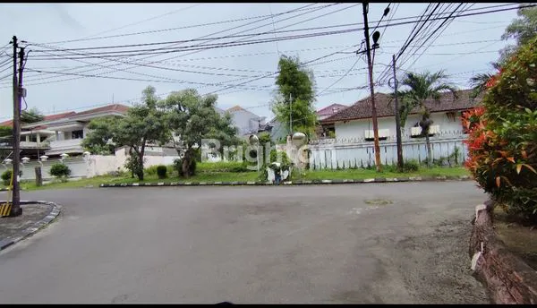 image HITUNG TANAH PAKIS ARGOSARI DEKAT DARMO HILL SEBELAH CIPUTRA WORLD DEPAN SHANGRILLA (2)