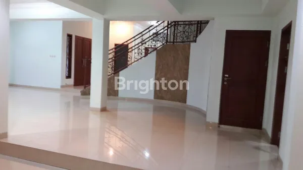 image DIJUAL RUMAH RAPIH NYAMAN AMAN CITRA GRAN CIBUBUR (4)
