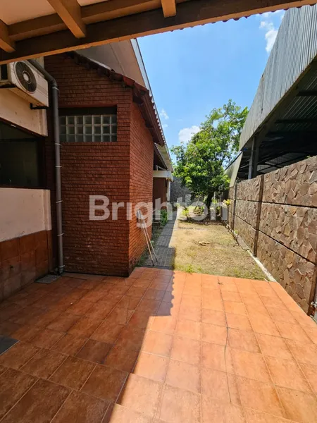 image RESTO, CAFE, KANTOR + MESS KARYAWAN, SHOW ROOM DI KOMPOL. MAKSUM (JL. DR. CIPTO)  (8)