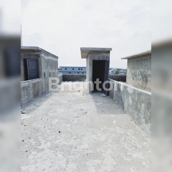 image RUKO 3½ TINGKAT KOMPLEK MAPILINDO 4,5 X 15 (8)