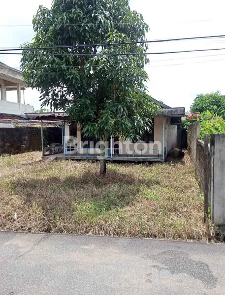 image TANAH LUAS DENGAN BANGUN TUA LOKASI PUSAT KOTA PONTIANAK  (2)