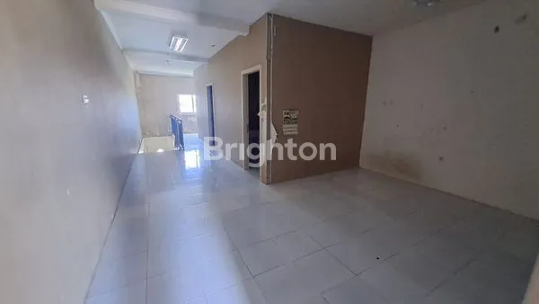 image RUKO 3 LANTAI PINGGIR JALAN (2)