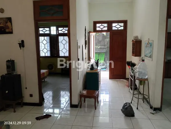 image RUMAH LUAS DAN LEGA DI TENGAH KOTA KLATEN (6)