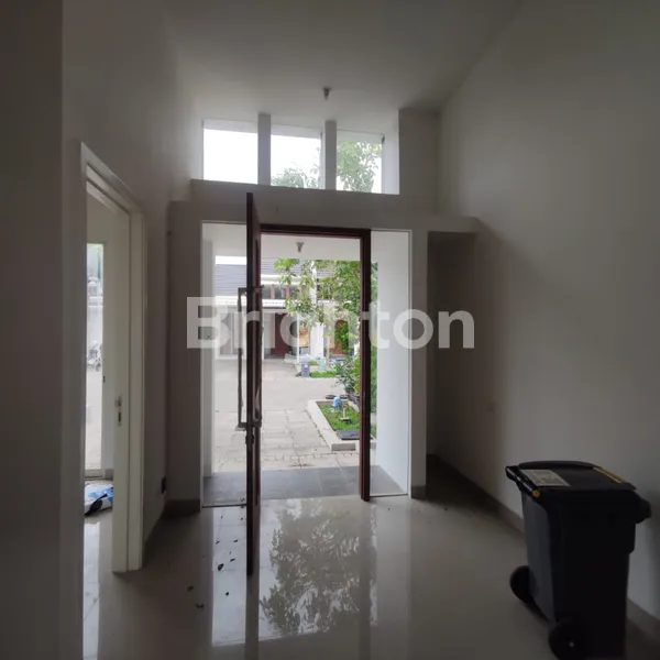 image RUMAH BARU GRESS SIAP HUNI GRAND HARVEST BELVOIR AREA KEBRAON DEKAT KARANG PILANG DRIYOREJO MENGANTI WIYUNG TOL GUNUNGSARI KETINTANG WONOKROMO (2)