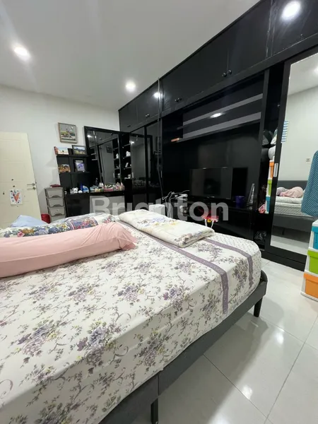 image RUMAH BAGUS DEKAT TOL PONDOK TJANDRA-SIDOARJO (3)