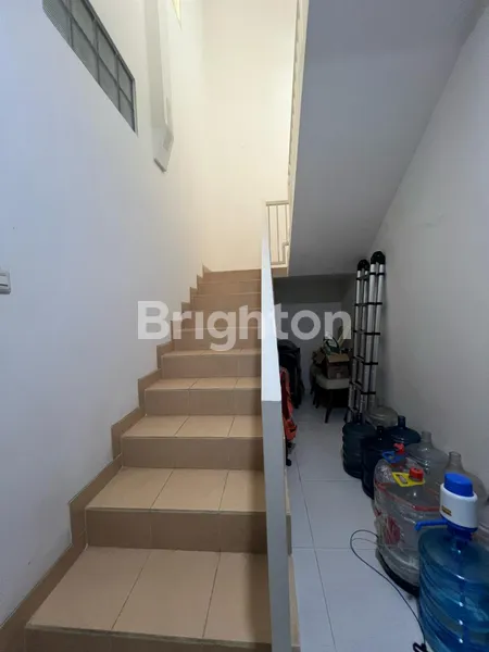 image RUMAH BAGUS DEKAT TOL PONDOK TJANDRA-SIDOARJO (5)