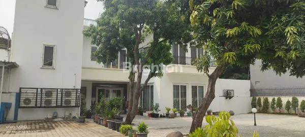 image RUMAH 3 LANTAI DI JL. PLUIT PUTRA RAYA DAN PLUIT PUTRA DALAM, PLUIT, JAKARTA UTARA (2)