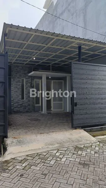 image RUMAH 1 LANTAI DI GRAHA SUKOLILO REGENCY DEKAT ITS & UNIVERSITAS HANG TUAH SURABAYA (1)