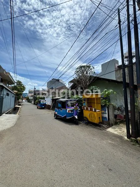 image RUMAH HITUNG TANAH DEKAT MAL CENTRAL PARK, UNIVERSITAS, PERKANTORAN COCOK UNTUK BANGUN RUMAH BARU DAN GEDUNG KOST DI TOMANG JAKARTA BARAT (4)