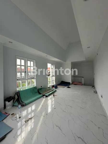 image BRAND NEW 3 UNIT RUKO EKSKLUSIF DI KEROBOKAN DESIGN MODERN (7)