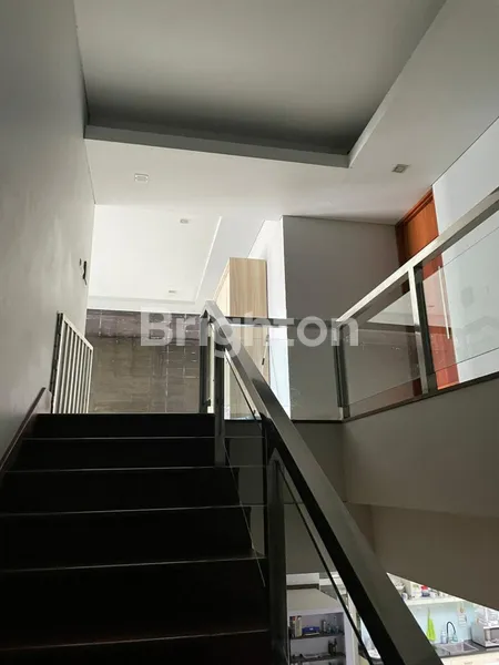 image RUMAH BAGUS & STRATEGIS, GADING PANTAI-SURABAYA (8)