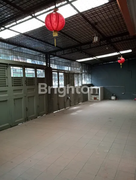 image RUMAH STRATEGIS DI JL BESI, COCOK UNTUK KOS/KANTOR (3)