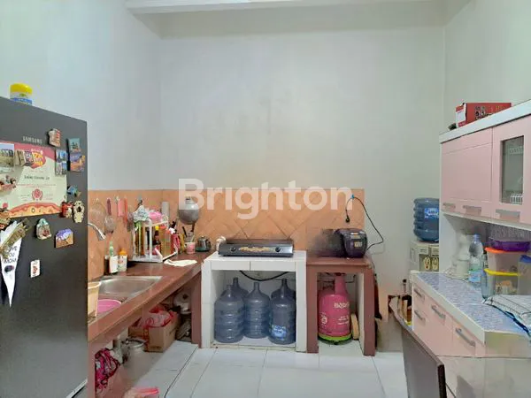 image RUMAH 2½ LANTAI ROW 2 MOBIL SEMI FURNISHED DURI KEPA DEKAT TANJUNG DUREN (3)