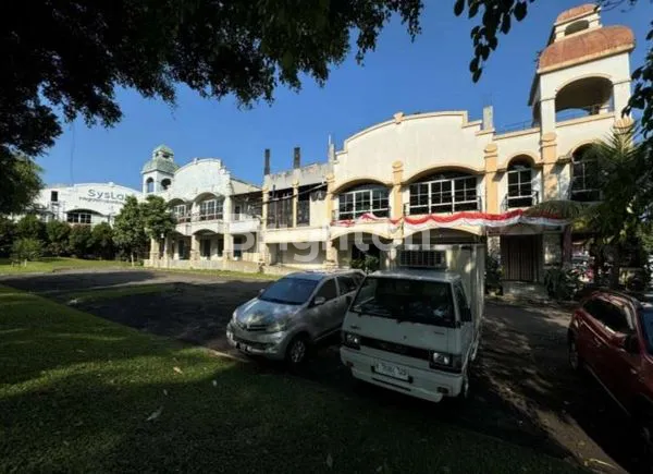 RESYAURANT BERJALAN DENGAN OPERASIONAL LANCAR. SENTUL- BOGOR