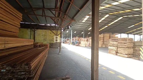 image PABRIK SAWMILL (PENGERGAJIAN KAYU) + USAHA IJIN SEMUA LENGKAP, MASIH AKTIF, 2.9HA DI RAYA BOBOH, KEC.MENGANTI GRESIK (1)