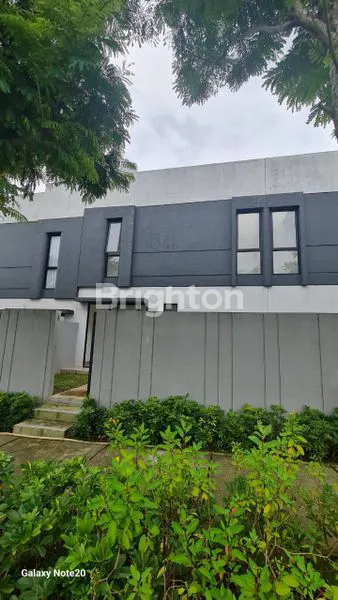 image RUMAH BARU SIAP HUNI KOSONGAN DI KOMPLEK SHILLA SAWANGAN DEPOK (1)