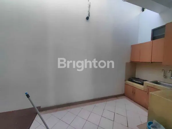 image RUMAH EKS KOST DI LIPPO KARAWACI TANGERANG (4)