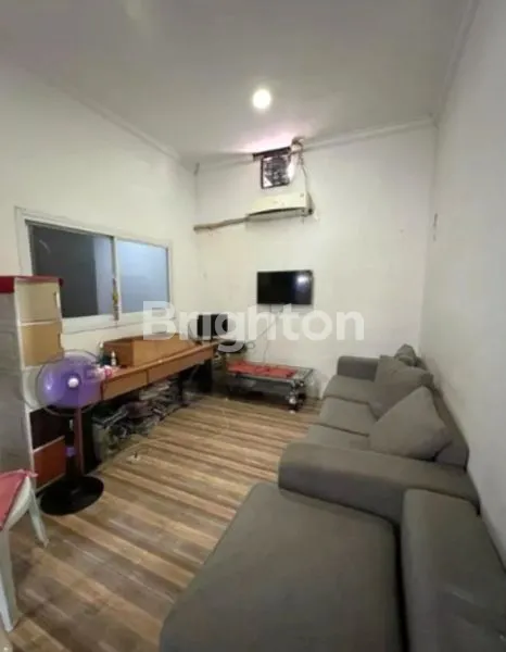 image RUMAH GROGOL LOKASI STRATEGIS UK 8X20  MURAH,JAKARTA BARAT (2)