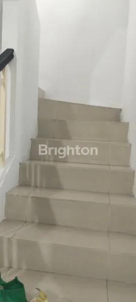 image RUMAH CLUSTER FIORDINI ILLAGO GADING SERPONG (4)