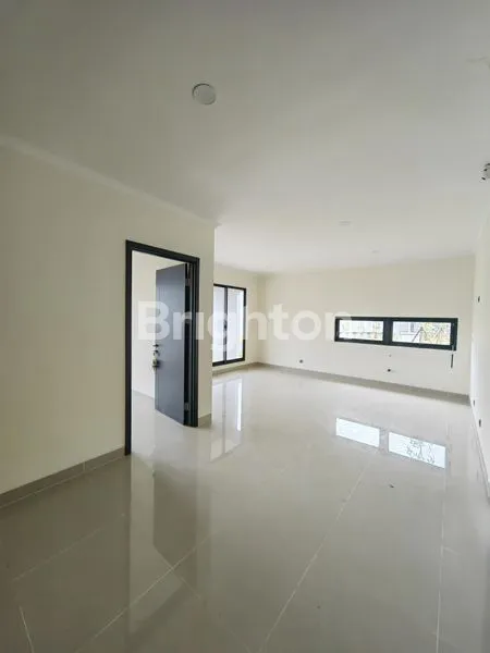 image STROZZI GADING SERPONG TANGERANG (4)