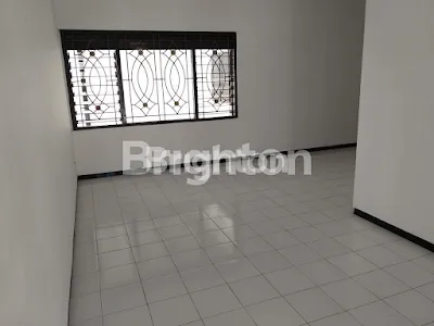 image RUMAH BARU RENOVASI SIAP HUNI,TINGGAL JALAN KAKI KE PETRA,PONDOK CANDRA (4)