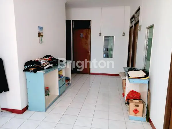 image RUMAH KOS HOOK 3 LANTAI SIAP AKTIF, STRATEGIS DEKAT DENGAN COMMERCIAL AREA & KAMPUS, TANJUNG DUREN, JAKARTA BARAT. (3)