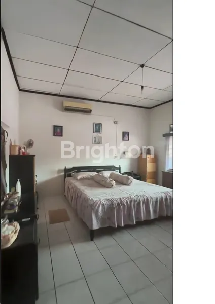 image RUMAH MODERN 2 LANTAI DI JALAN HENDRIAWAN SIE BALIKPAPAN (5)