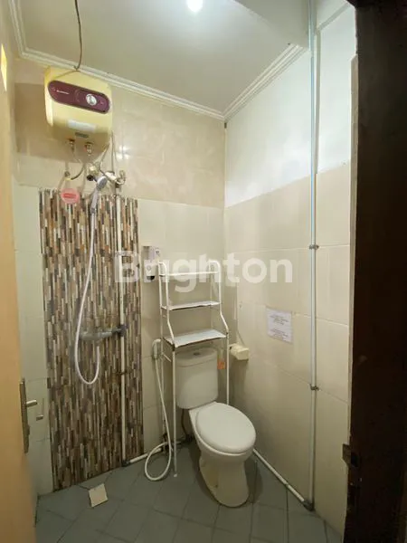 image RUMAH MINIMALIS DENGAN 3 KAMAR DEKAT GWK (8)