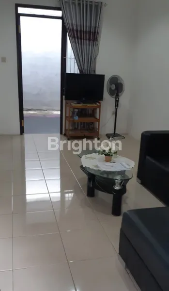 image RUMAH 1 M TERDEPAN (SEBELAH AHPOONG DAN ALANA) DI SENTUL CITY EQUATOR  (4)