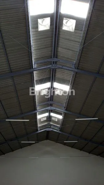 image GUDANG SIAP PAKAI AKSES CONTAINER 40", BERSIH, AMAN, SELANGKAH KE RAYA KENJERAN DEKAT SURAMADU PASAR ATOM ITC MEGA GROSIR PELABUHAN TANJUNG PERAK (5)