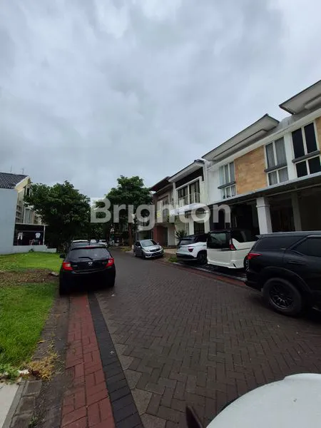 image KAVLING TANAH PERUMAHAN FAVORIT SURABAYA TIMUR PAKUWON CITY, AMAN,  ONE GATE, SELANGKAH KE PAKUWON CITY MALL UNIV WIDYA MANDALA SEKOLAH² CITA HATI GLORIA XIN ZHONG ITS UNAIR RS MITRA KELUARGA KENJERAN (2)