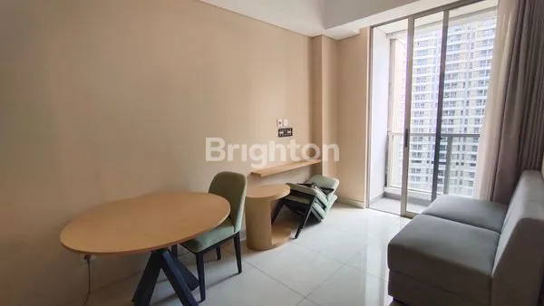 image 2 BR APARTEMEN FULL FURNISH DI TAMAN ANGGREK RESIDENCE JAKARTA BARAT  (7)